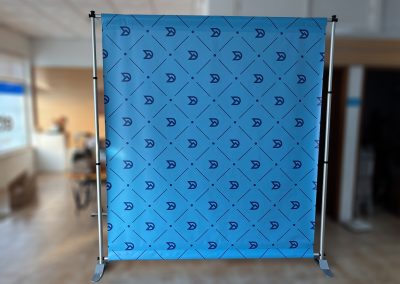 Expositor Backwall extensível Market Day